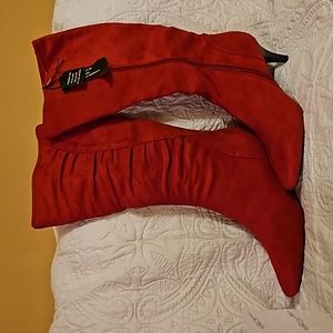 East5th Boots..RED suede.Size 8 M hi